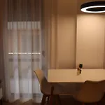 Lakeside Comfort - Self Check-in Apartment